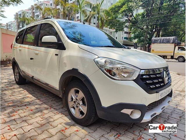 Used Renault Lodgy 110 PS World Edition 8 STR in Pune