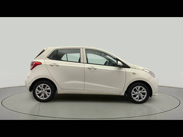 Used Hyundai Grand i10 Magna 1.2 Kappa VTVT in Kochi