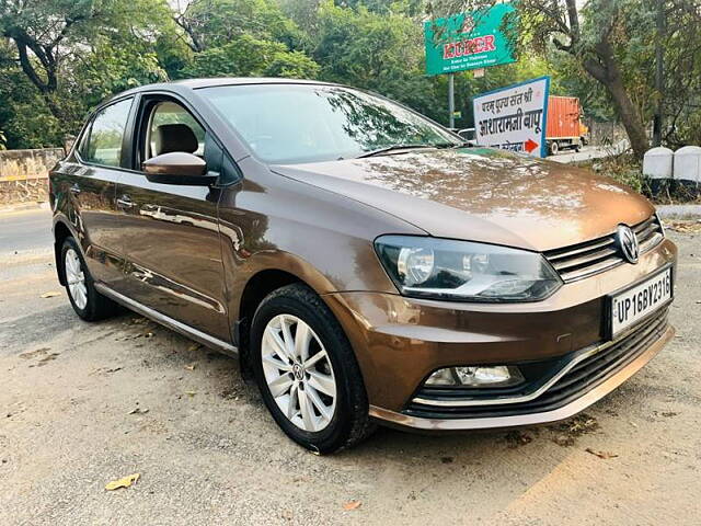 Used Volkswagen Ameo Highline Plus 1.5L (D)16 Alloy in Delhi