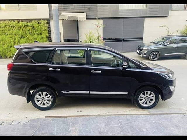 Used Toyota Innova Crysta [2016-2020] 2.4 G 8 STR [2016-2017] in Delhi