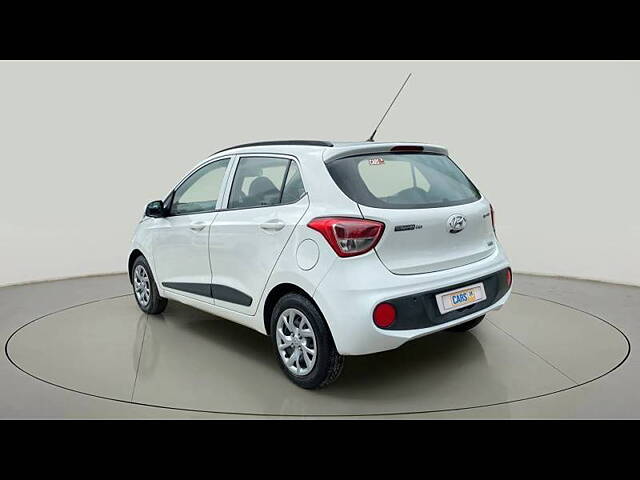 Used Hyundai Grand i10 Sportz (O) 1.2 Kappa VTVT [2017-2018] in Ahmedabad