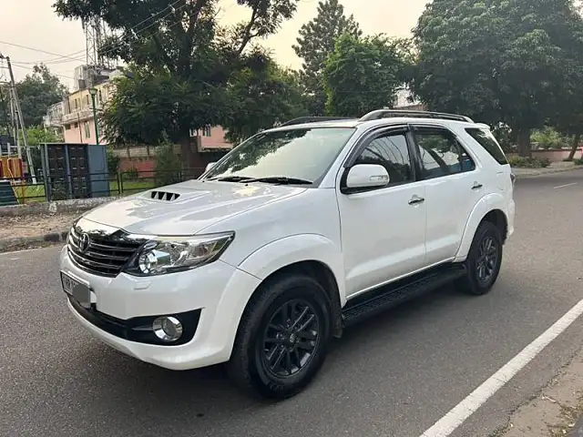 Used Toyota Fortuner [2012-2016] 3.0 4x2 AT in Chandigarh