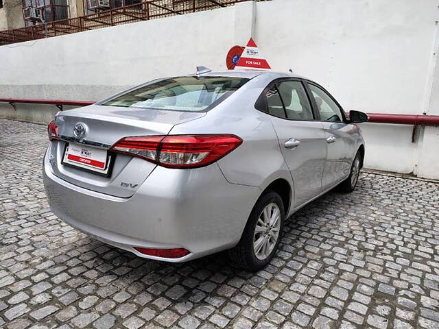 Used Toyota Yaris V MT in Delhi