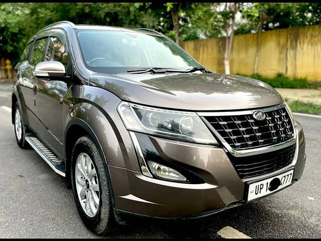 Used Mahindra XUV500 W9 [2018-2020] in Delhi