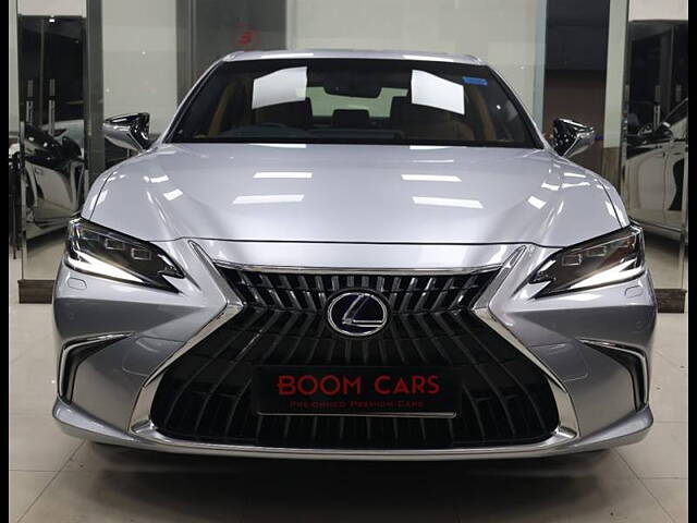 Used 2022 Lexus ES in Chennai