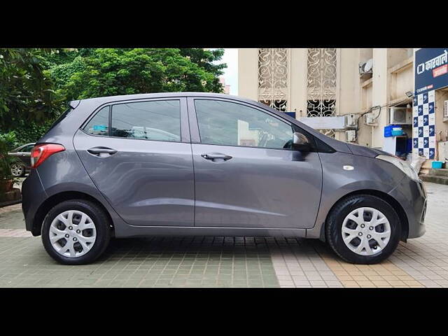 Used Hyundai Grand i10 [2013-2017] Magna AT 1.2 Kappa VTVT [2016-2017] in Mumbai