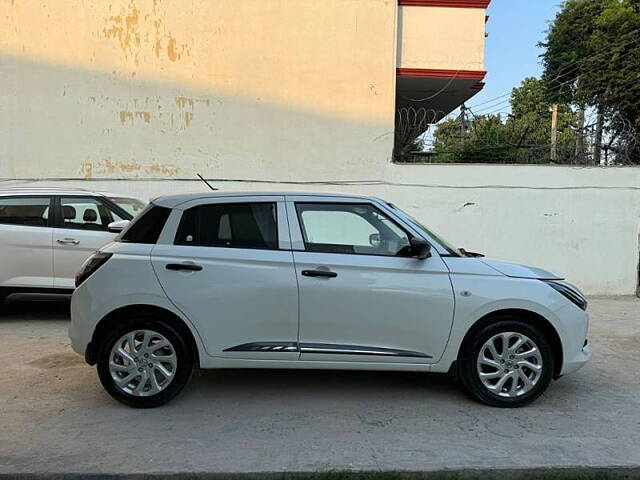 Used Maruti Suzuki Swift LXi in Gurgaon