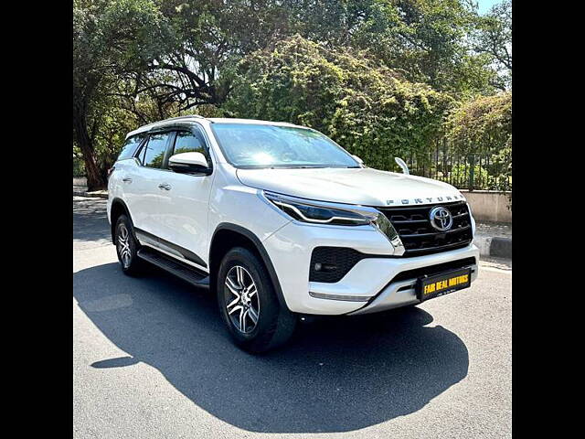 Used Toyota Fortuner 4X2 AT 2.8 Diesel in Delhi