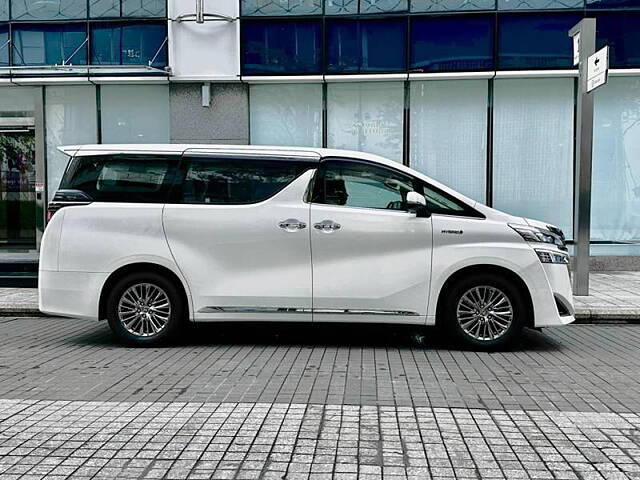 Used Toyota Vellfire [2020-2023] Hybrid in Mumbai