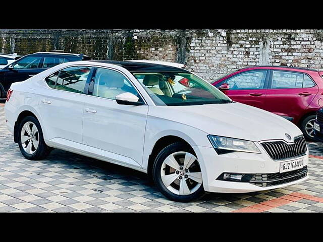 Used 2017 Skoda Superb in Surat