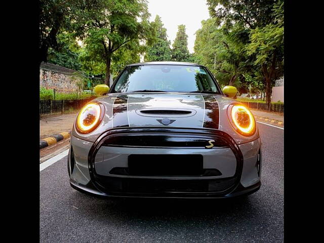 Used 2023 MINI Cooper SE in Delhi