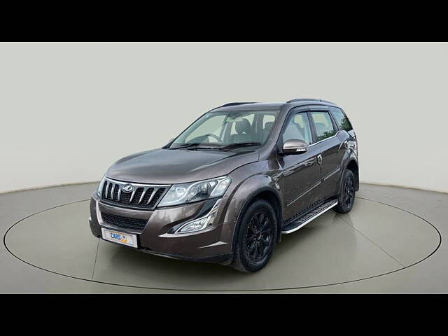 Used Mahindra XUV500 [2015-2018] W10 1.99 in Surat