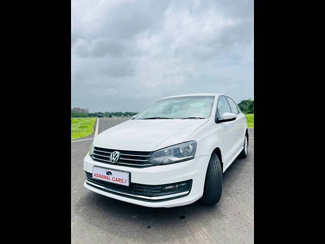 Used Volkswagen Vento [2015-2019] Highline Petrol AT [2015-2016] in Vadodara