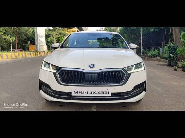 Used 2022 Skoda Octavia in Mumbai