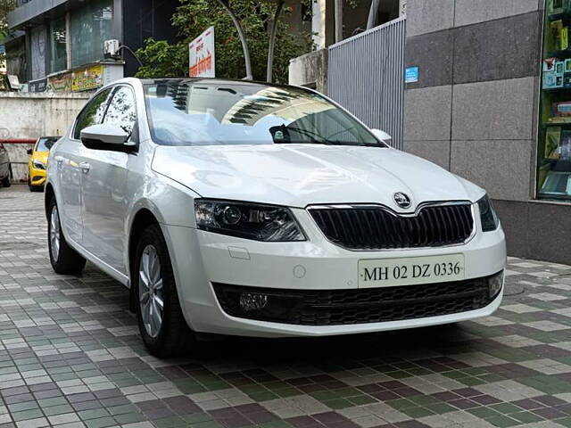 Used 2015 Skoda Octavia in Mumbai