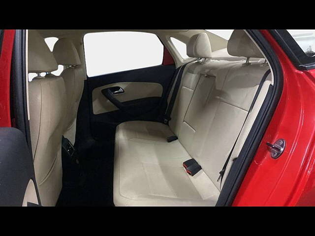 Used Skoda Rapid Style 1.6 MPI in Mumbai