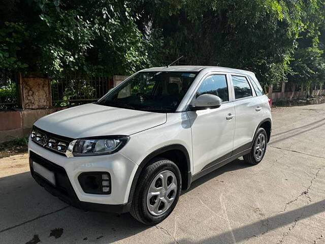 Used Maruti Suzuki Brezza LXi in Delhi