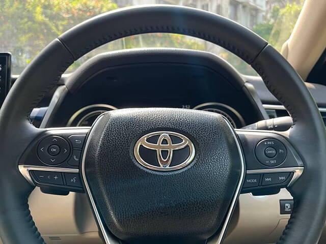 Used Toyota Camry Hybrid in Delhi