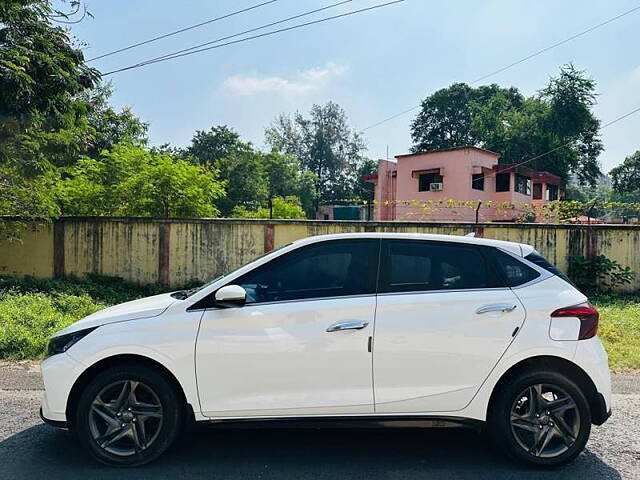 Used Hyundai i20 [2020-2023] Sportz 1.2 MT [2020-2023] in Vadodara