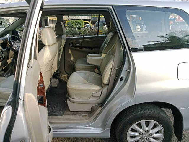 Used Toyota Innova [2005-2009] 2.5 V 7 STR in Mumbai