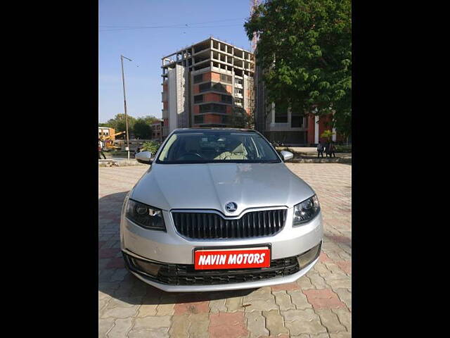 Used 2016 Skoda Octavia in Ahmedabad