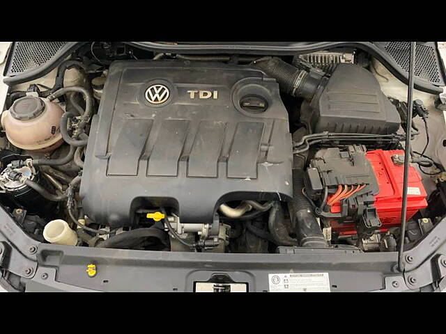 Used Volkswagen Ameo Highline Plus 1.5L AT (D)16 Alloy in Chennai