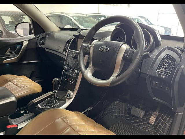 Used Mahindra XUV500 W7 AT [2018-2020] in Hyderabad