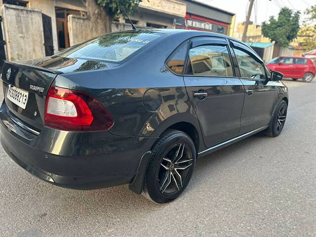 Used Skoda Rapid Ambition 1.5 TDI AT in Chandigarh