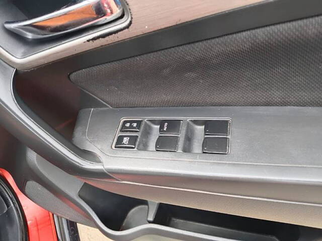 Used Maruti Suzuki Vitara Brezza [2016-2020] ZDi in Varanasi