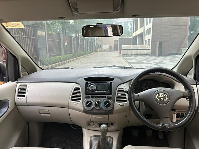Used Toyota Innova [2009-2012] 2.5 GX 8 STR BS-IV in Lucknow