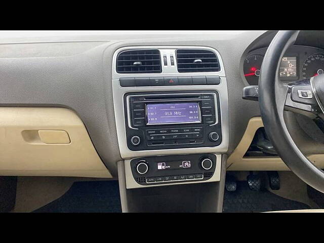 Used Volkswagen Vento [2012-2014] Highline Petrol in Hyderabad