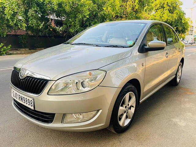 Used Skoda Rapid [2014-2015] 1.5 TDI CR Ambition AT in Ahmedabad