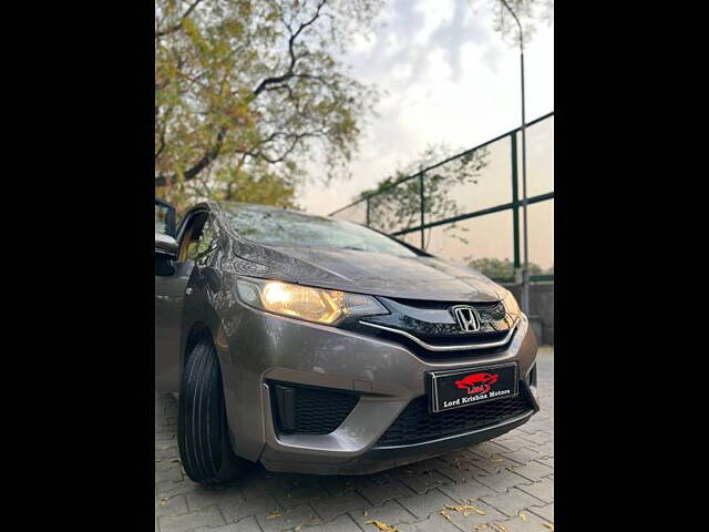 Used Honda Jazz [2015-2018] V Petrol in Delhi