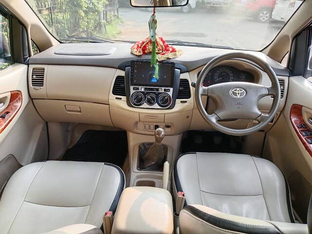 Used Toyota Innova [2005-2009] 2.5 V 8 STR in Mumbai