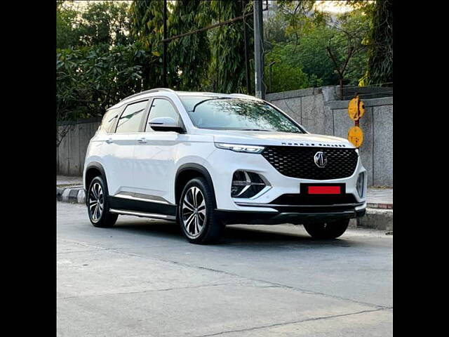 Used 2022 MG Hector Plus in Delhi