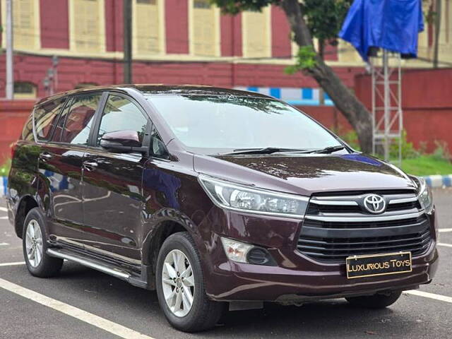 Used Toyota Innova Crysta [2016-2020] 2.4 G 7 STR [2016-2017] in Kolkata