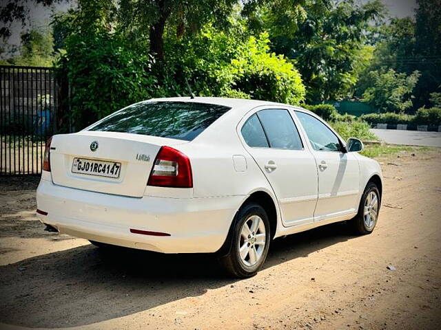 Used Skoda Laura Elegance 2.0 TDI CR MT in Ahmedabad