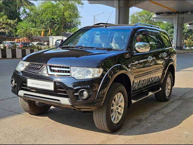 Used Mitsubishi Pajero Sport 2.5 AT in Mumbai