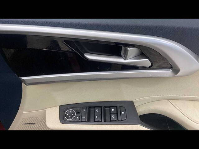 Used Kia Carens [2022-2023] Luxury Plus 1.4 Petrol 6 STR in Delhi