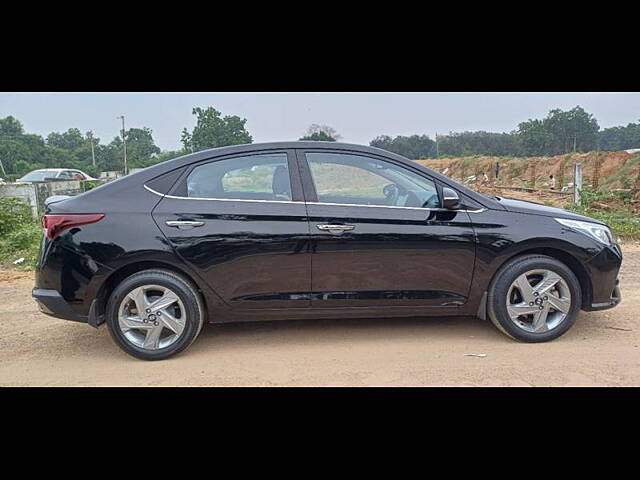 Used Hyundai Verna [2020-2023] SX (O)1.5 MPi in Ahmedabad