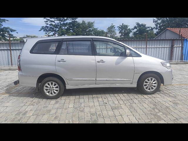 Used Toyota Innova [2013-2014] 2.5 VX 8 STR BS-III in Hyderabad