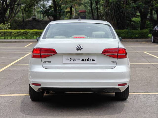 Used Volkswagen Jetta Highline TDI AT in Pune