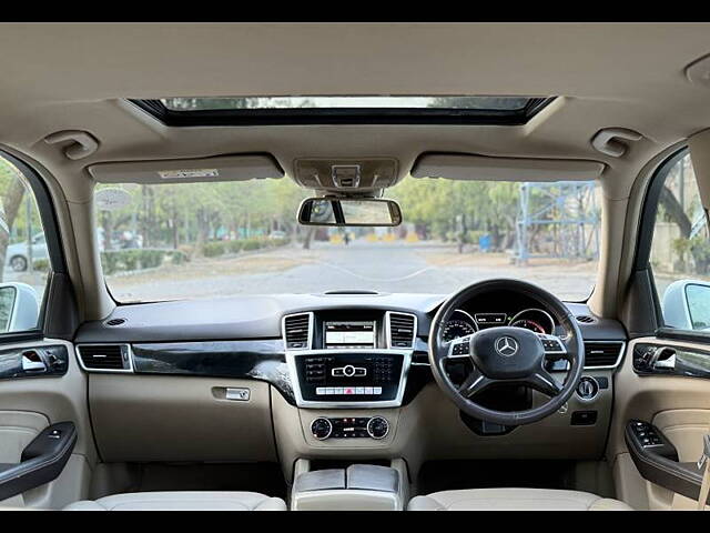 Used Mercedes-Benz M-Class ML 250 CDI in Delhi