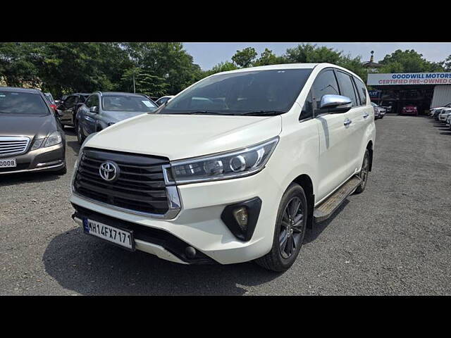 Used Toyota Innova Crysta [2016-2020] 2.4 ZX 7 STR [2016-2020] in Pune