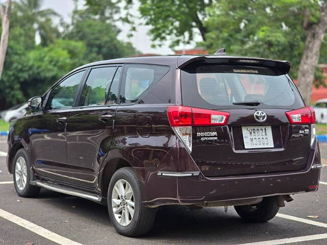 Used Toyota Innova Crysta [2016-2020] 2.4 G 7 STR [2016-2017] in Kolkata