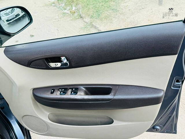 Used Hyundai i20 [2010-2012] Magna 1.2 in Chandigarh