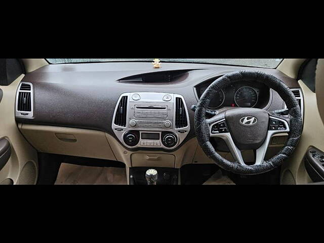 Used Hyundai i20 [2010-2012] Sportz 1.2 (O) in Nashik