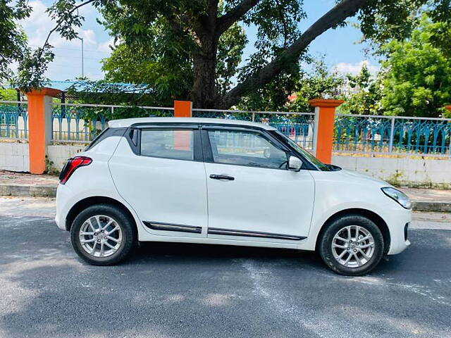 Used Maruti Suzuki Swift [2021-2024] ZXi in Lucknow