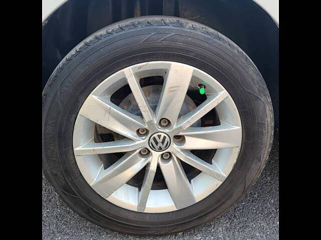 Used Volkswagen Ameo Highline Plus 1.5L AT (D)16 Alloy in Delhi