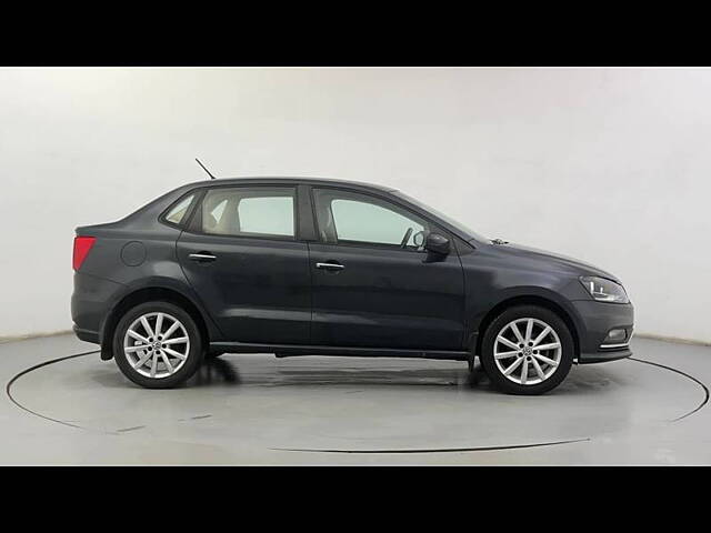 Used Volkswagen Ameo Highline1.2L Plus (P) 16 Alloy [2017-2018] in Ahmedabad